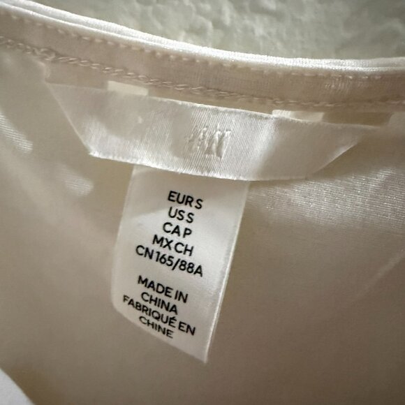 H&M Women white tank top size S - Picture 3 of 3